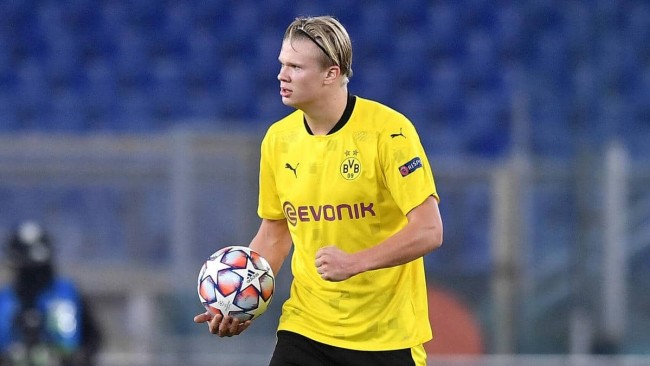 尤文vs卡利亚里首发：弗拉霍维奇领衔！伊尔迪兹、小图拉姆在列（尤文战卡利亚里首发出炉：弗拉霍维奇领衔，伊尔迪兹、小图拉姆入选）