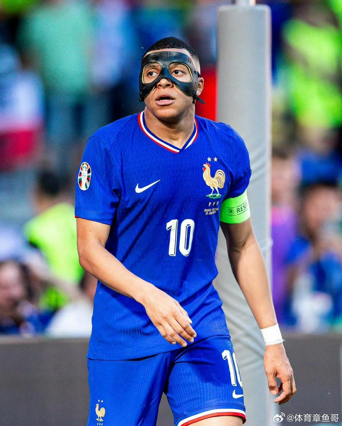 里程碑，萨比策完成多特生涯第100次出场（萨比策多特生涯百场达成）