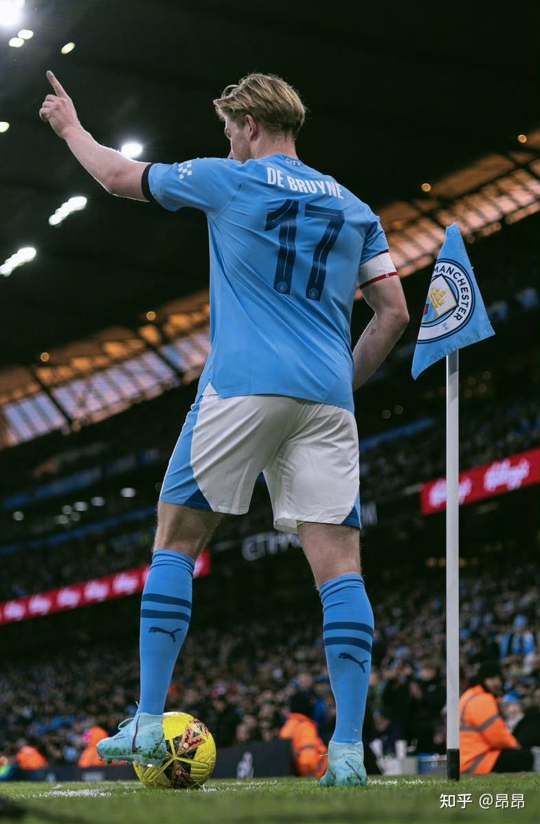 徐根宝：说我落伍的都不知道，我每天要看曼城、巴萨的比赛（徐根宝回应落伍质疑：我每天都看曼城和巴萨的比赛）