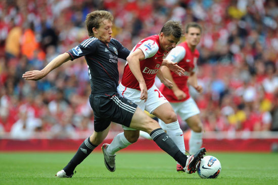 快船全队5人得分上双&终止五连败，战绩反超国王升至西部第13（快船五将得分上双止住五连败，反超国王升至西部第13）